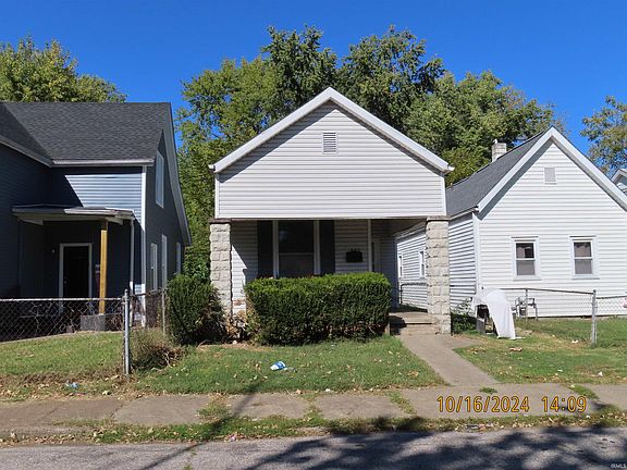 2nd image of 646 E Oregon St