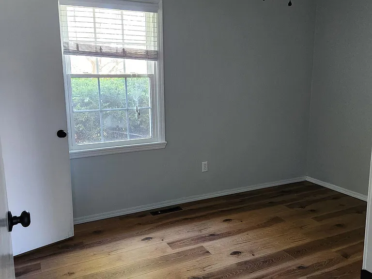 1106 W Wayland St — Photo 26