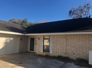 121 Aspasie Dr, Lafayette, LA 70508