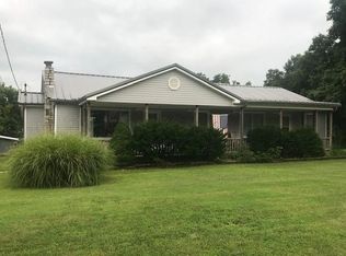 2224 W Oak St, Carthage, MO 64836