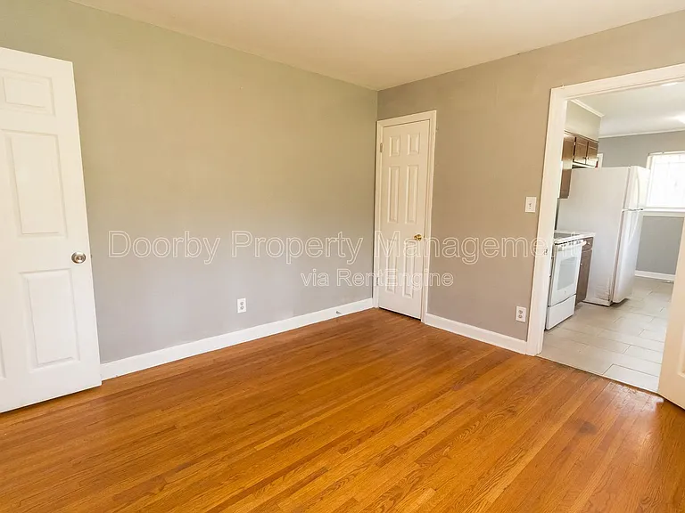 3810 Nandena Dr — Photo 11