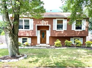 1405 Saint Mathews Dr, West Deptford, NJ 08093