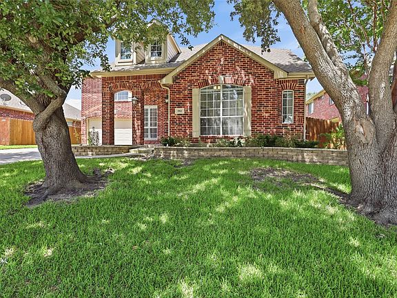 2nd image of 5913 Independence Ct