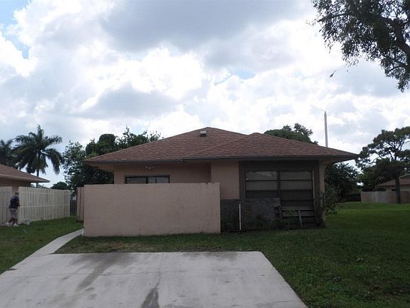 2nd image of 4800 Paulie Ct