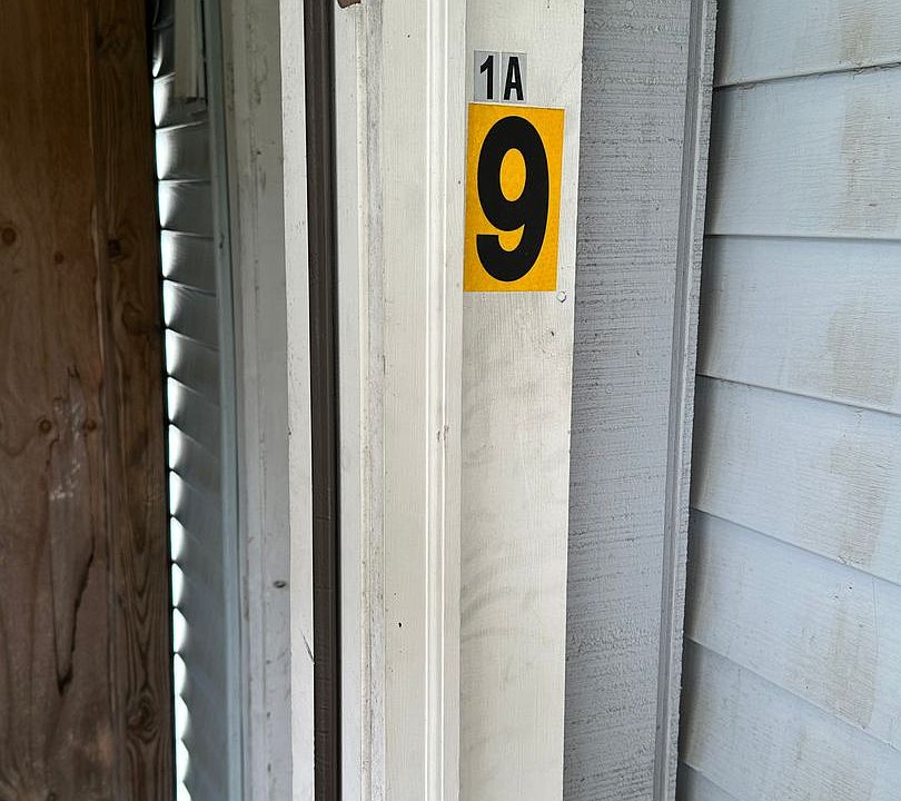 1st image of 9 Dexter Rd #1