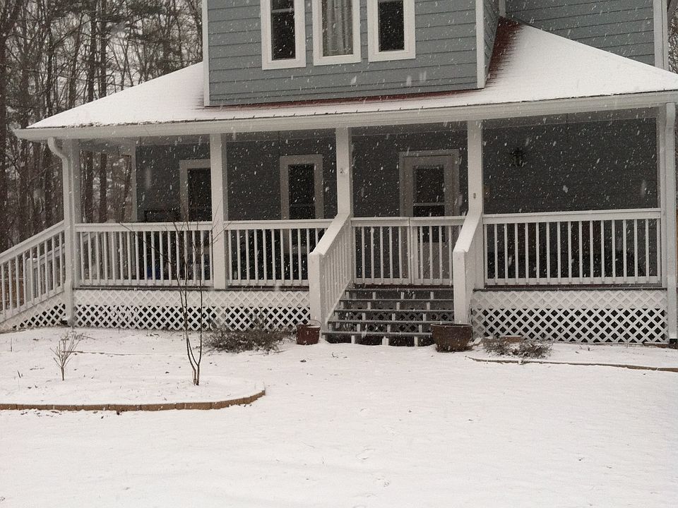 2nd image of 1332 Newport Dr