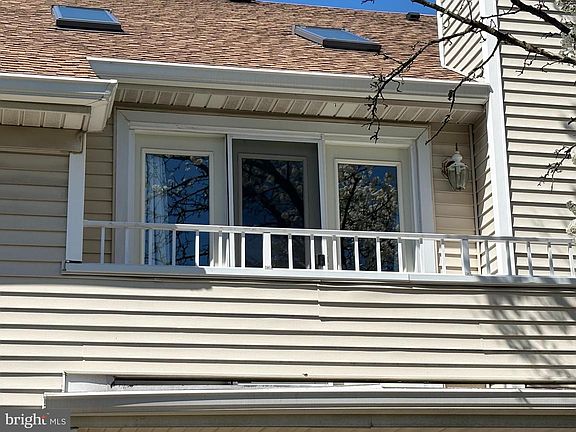 2nd image of 3606 Elizabeths Ct #3606
