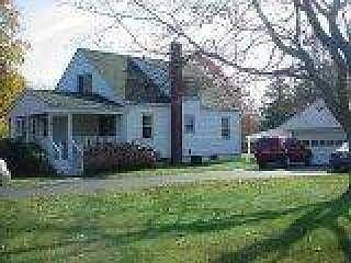 1st image of 221 E Temperance Rd
