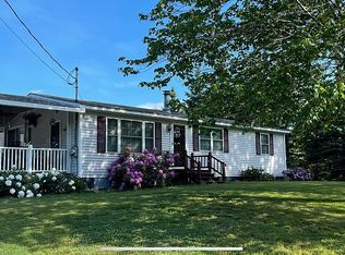 162 Annis Rd, Hermon, ME 04401