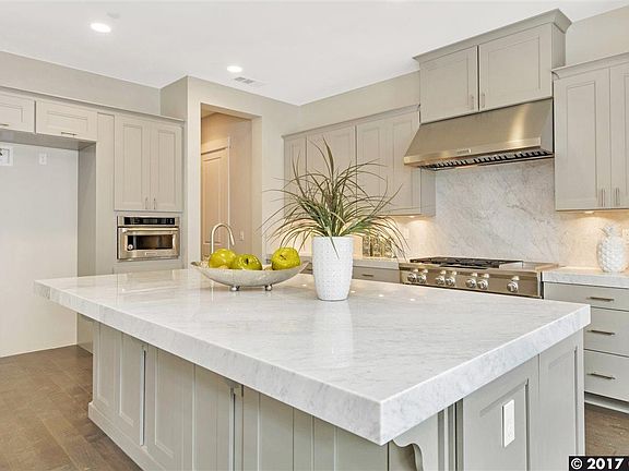 4th image of 118 Sleepy Hollow Ln