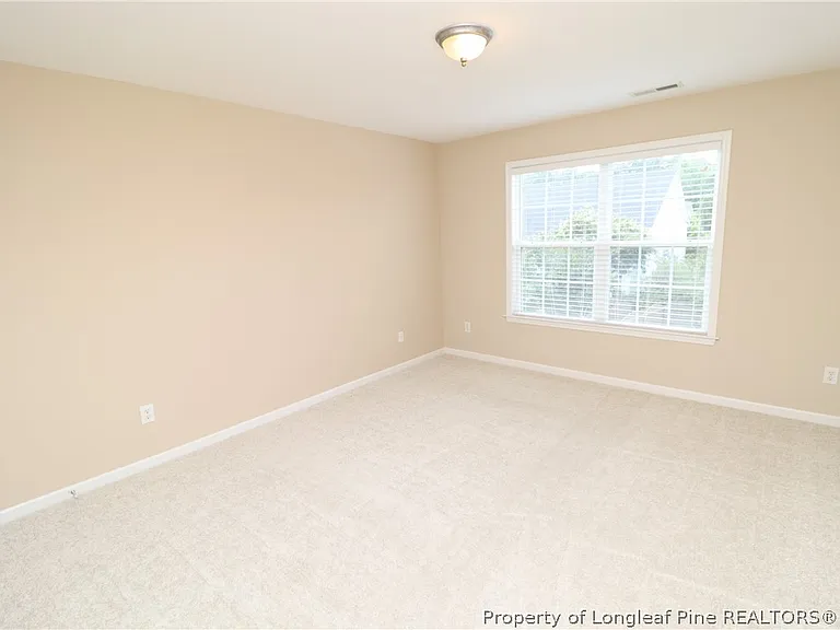 1015 Katie Ln — Photo 39