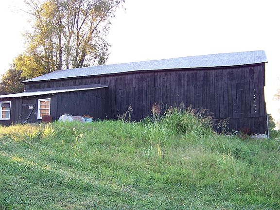 3rd image of 105 Chilton Ln
