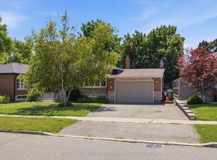 45 Faversham Cres, Toronto, ON M9C 3X7