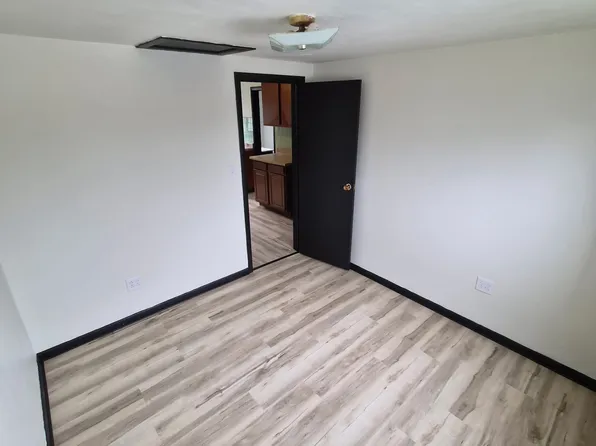 526 S Shawnee St APT B, Lima, OH 45804