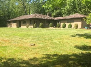 1518 Powers Run Rd, Pittsburgh, PA 15238