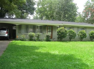 413 Sycamore St, Starkville, MS 39759