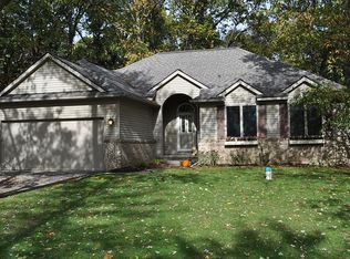 10604 Monticello Rd, Pinckney, MI 48169