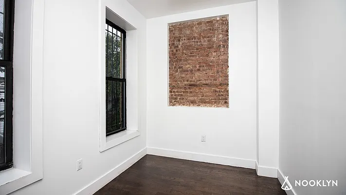Rented by Nooklyn NYC LLC | media 12