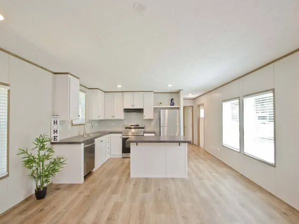 452 Atlas Dr #452, Madison, AL 35758