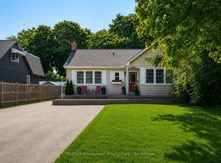 938 King Rd, Burlington, ON L7T3L3