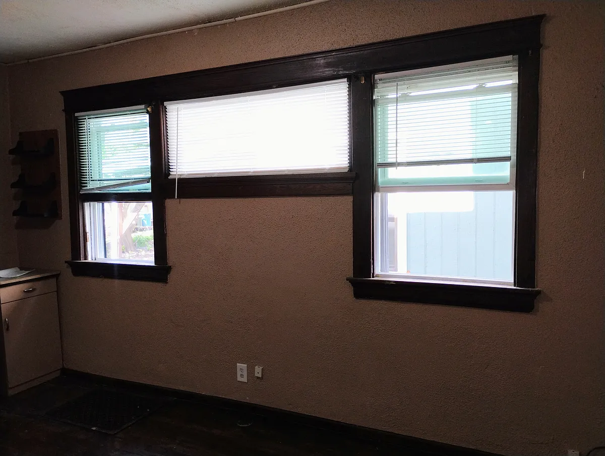 Building Photo - 410 Locust St #2