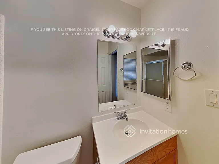 3743 W Gelding Dr — Photo 16