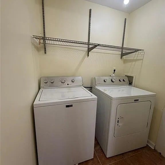2720 Hollywood Dr — Photo 20