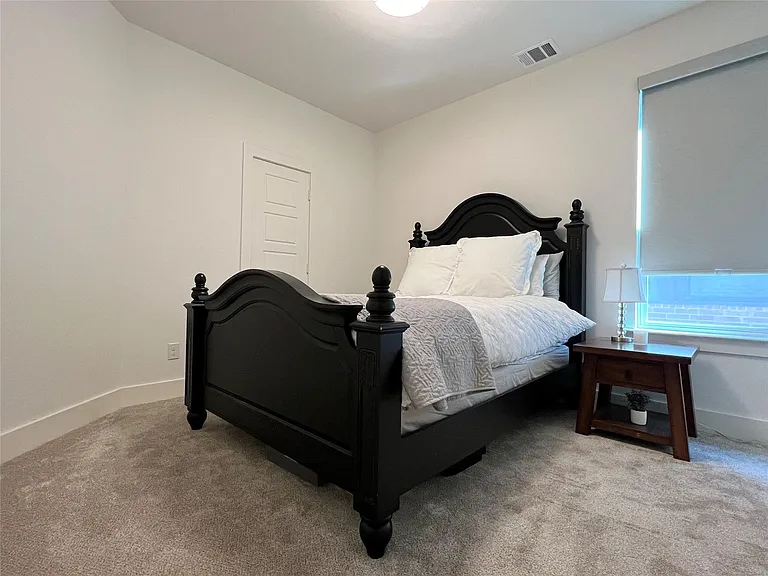 2823 Stanley Ave — Photo 17