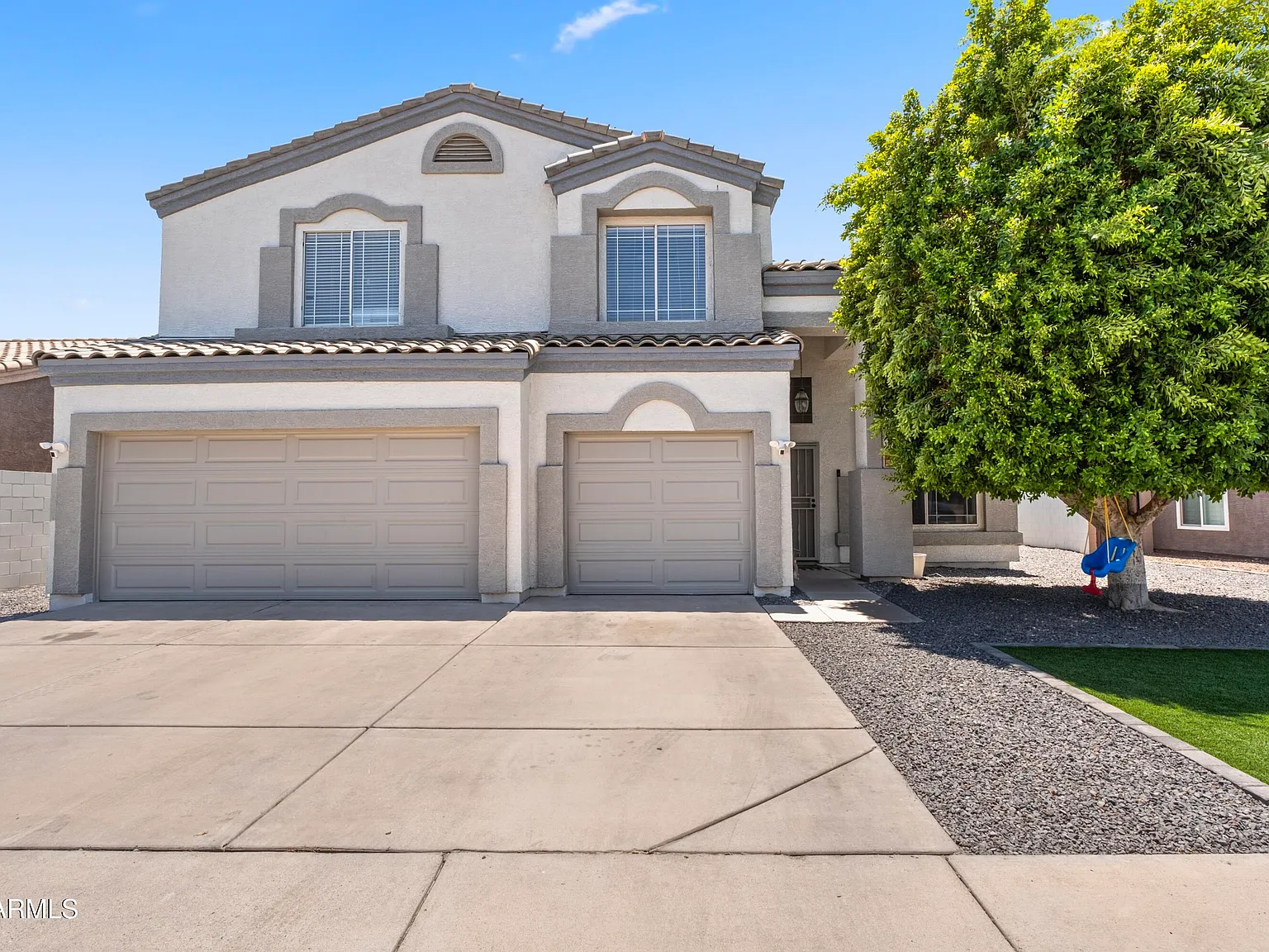 5 bed, 3088 sqft, $3,780 — Photo 1