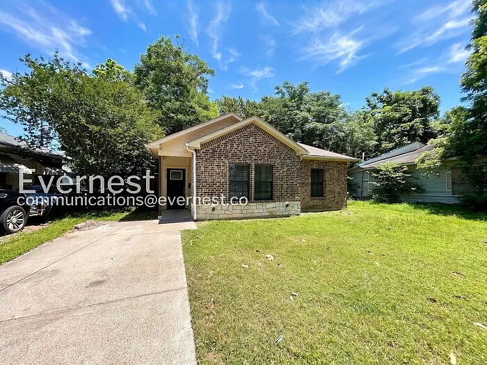 3502 Edgewood St — Photo 2