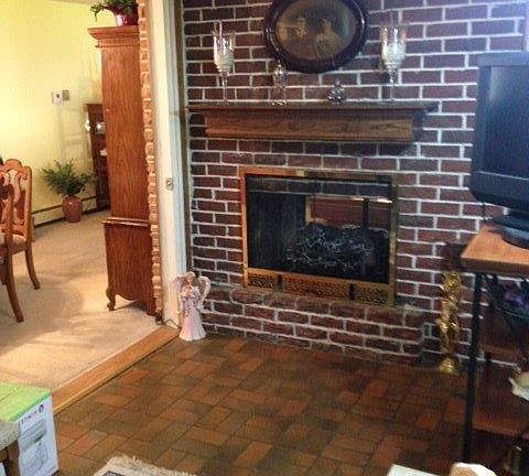 5th image of 910 Vista Ave