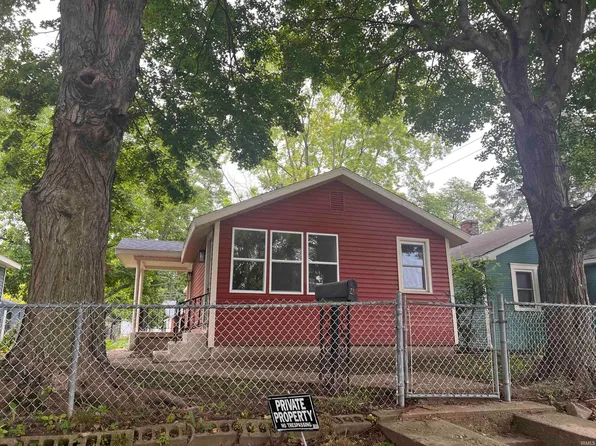 2718 S High St, Muncie, IN 47302