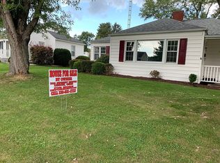 702 Sunset Dr, Lisbon, OH 44432