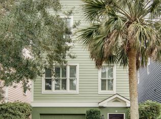 8 Yacht Harbor Ct, Isle Of Palms, SC 29451
