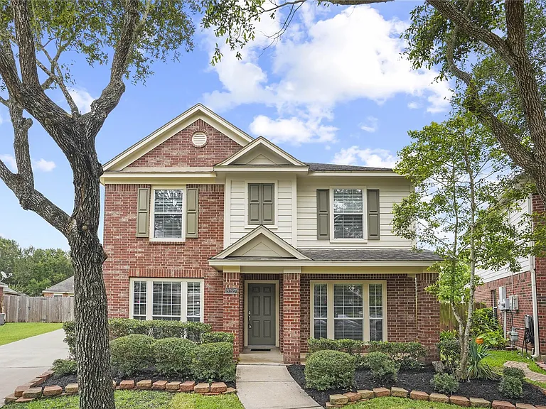 20527 Port Bishop Ln — Photo 1