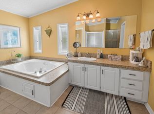 7990 Floral Ridge Cir, Keystone Heights, FL 32656