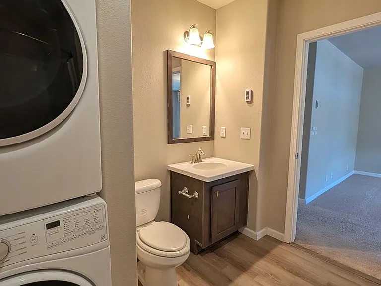 4401 Riverside Dr #G6 — Photo 11