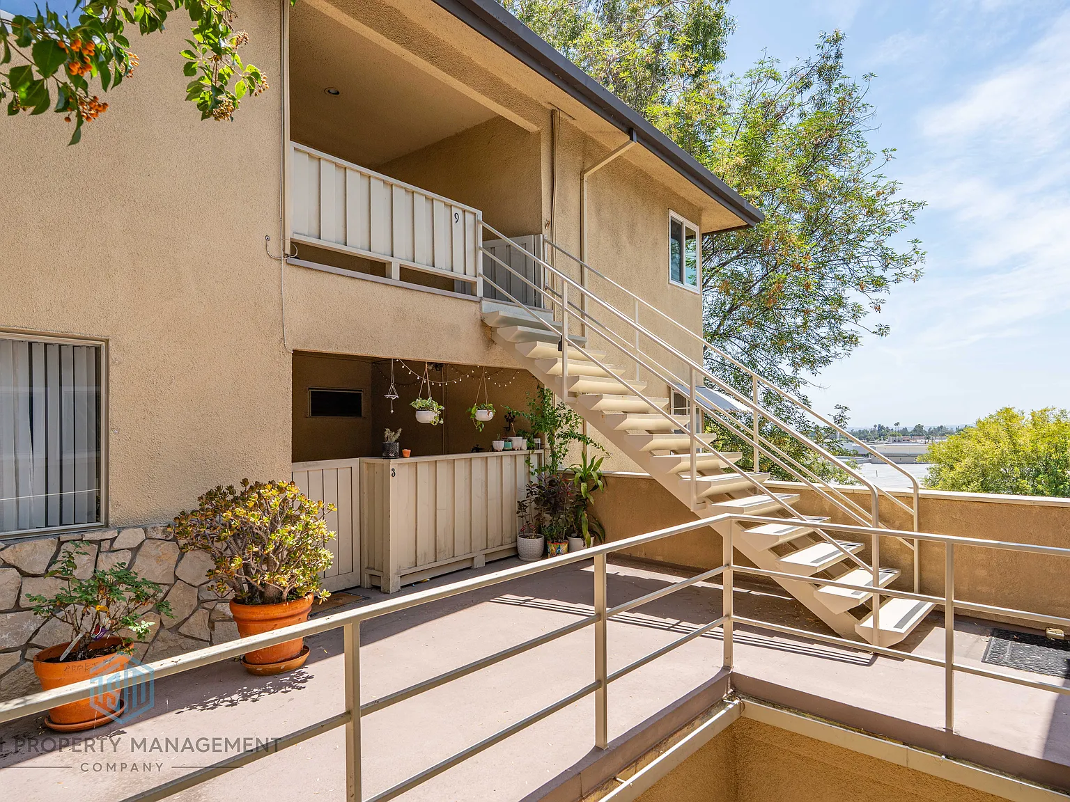 2 bed, 1128 sqft, $2,700 — Photo 1