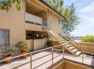 385 Cliff Dr APT 9, Pasadena, CA 91107