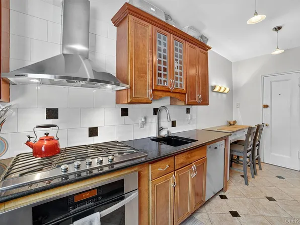 15 Sunnybrook Road #2A, Bronxville, NY 10708