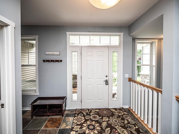 3rd image of 22336 Elston Ave