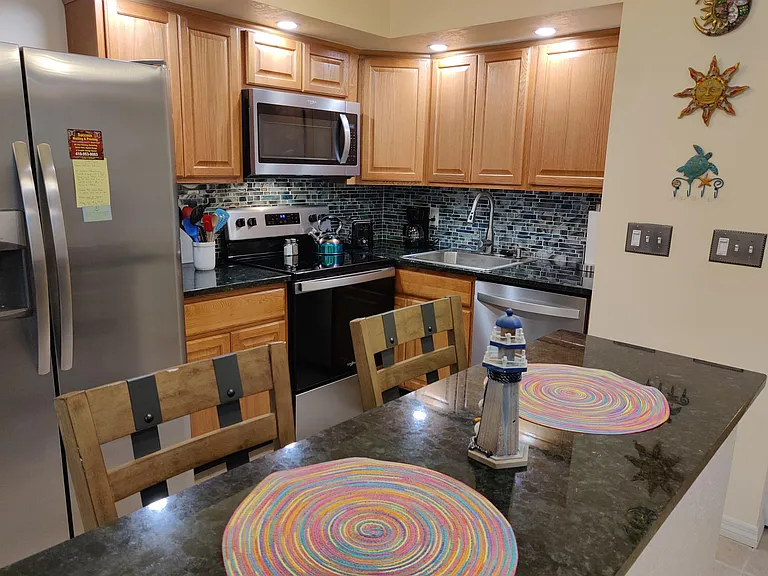 211 Tyler Ave — Photo 35