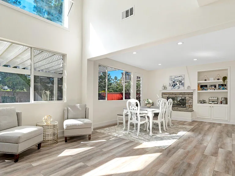 43635 Altamura Ct — Photo 3