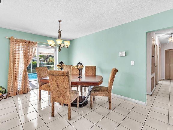 2nd image of 1431 NW 71st Avenue
