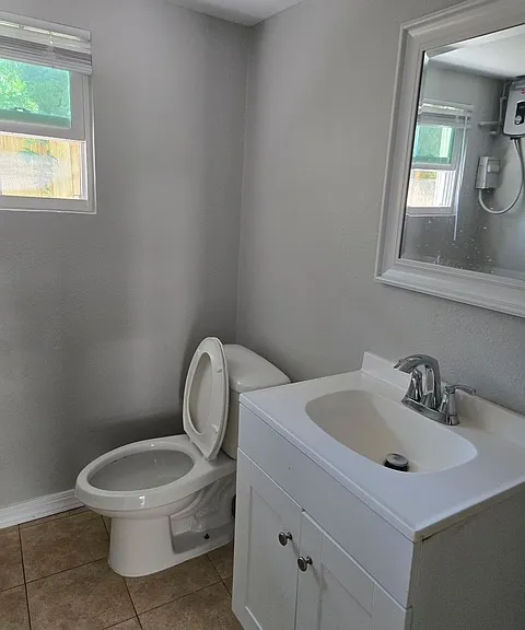514 Avenue C NE #1 — Photo 11