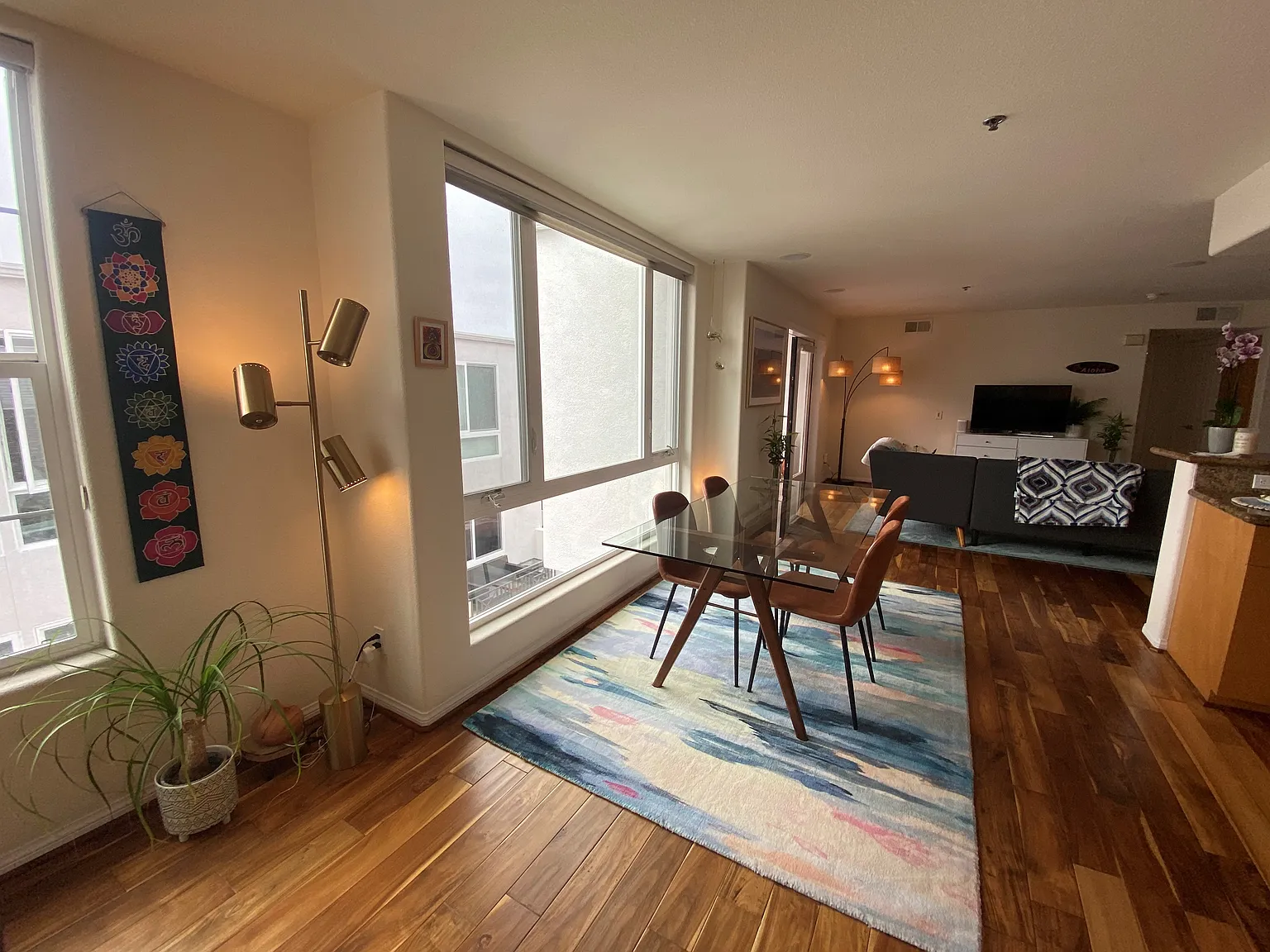 2 bed, 1275 sqft, $5,500 — Photo 2