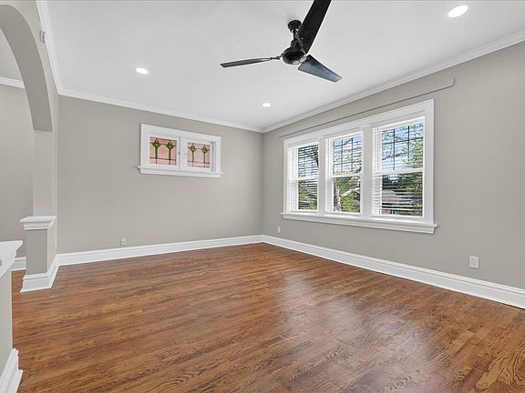 3rd image of 5185 Goethe Ave #F2