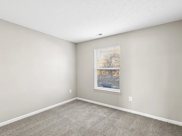 Waterfront Pointe — Photo 33