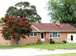 1652 N Mallory St, Hampton, VA 23664