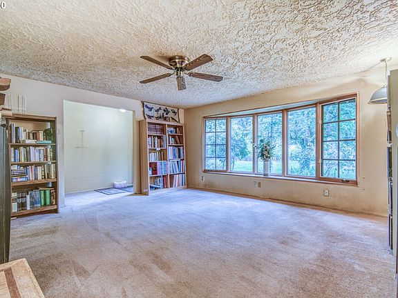 4th image of 25349 NE 142nd Ave